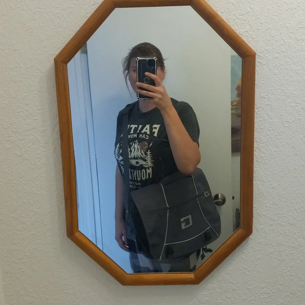 Gray Guess Messenger Laptop School Bag